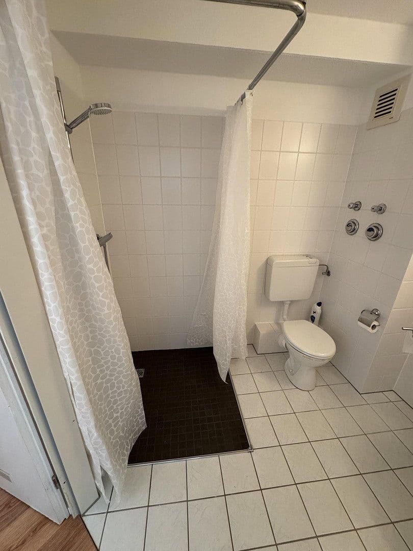 Pronájem bytu 1+1 31 m², Roonstr. 14, Bad Sachsa, Dolní Sasko Pronájem bytu 1+1 31 m², Roonstr. 14, Bad Sachsa, Dolní Sasko