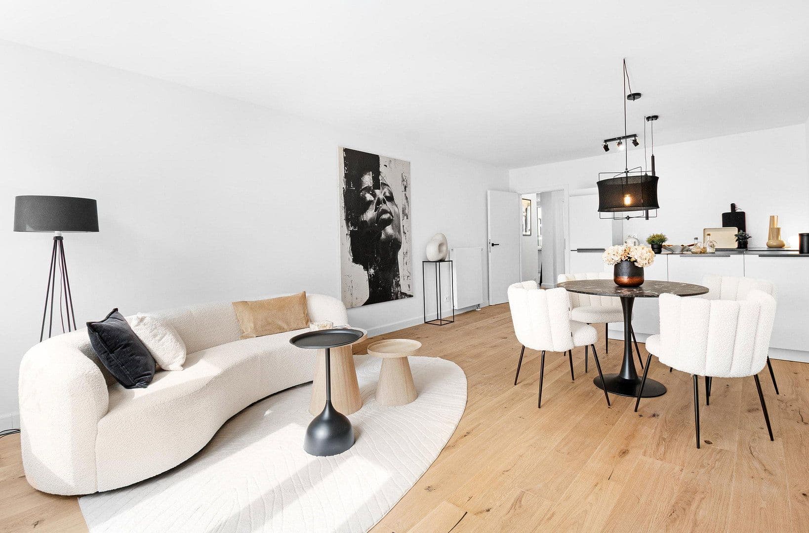 Prodej bytu 3+kk 104 m², Gladbacher Straße 47, Neuss, Severní Porýní-Vestfálsko Prodej bytu 3+kk 104 m², Gladbacher Straße 47, Neuss, Severní Porýní-Vestfálsko