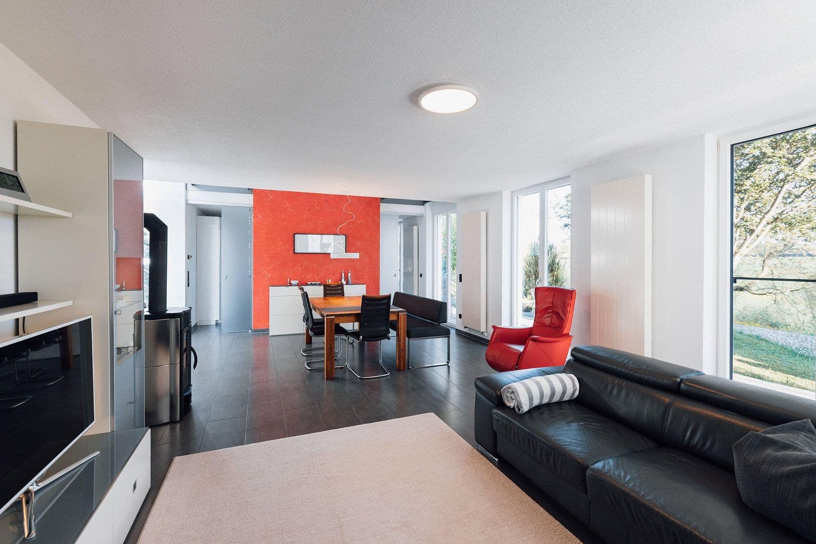 Prodej domu 173 m², pozemek 978 m², Ellwangen (Jagst), Bádensko-Württembersko Prodej domu 173 m², pozemek 978 m², Ellwangen (Jagst), Bádensko-Württembersko