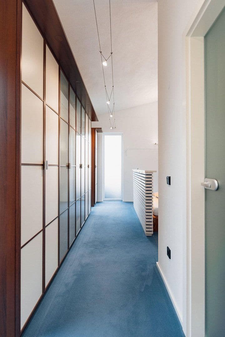 Prodej domu 173 m², pozemek 978 m², Ellwangen (Jagst), Bádensko-Württembersko Prodej domu 173 m², pozemek 978 m², Ellwangen (Jagst), Bádensko-Württembersko