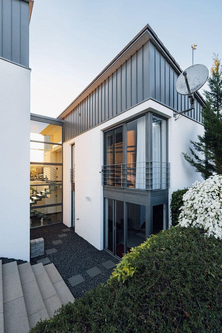 Prodej domu 173 m², pozemek 978 m², Ellwangen (Jagst), Bádensko-Württembersko Prodej domu 173 m², pozemek 978 m², Ellwangen (Jagst), Bádensko-Württembersko