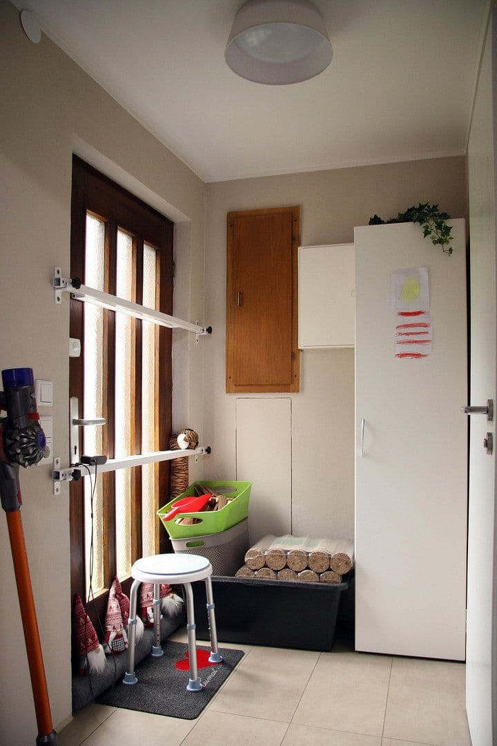 Prodej domu 102 m², pozemek 282 m², Kohlfurther Straße 13, Solingen, Severní Porýní-Vestfálsko Prodej domu 102 m², pozemek 282 m², Kohlfurther Straße 13, Solingen, Severní Porýní-Vestfálsko