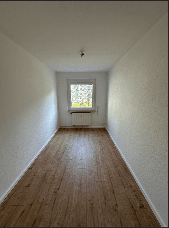 Pronájem bytu 3+1 68 m², Faleska-Meinig-Straße 108, Chemnitz, Sasko Pronájem bytu 3+1 68 m², Faleska-Meinig-Straße 108, Chemnitz, Sasko