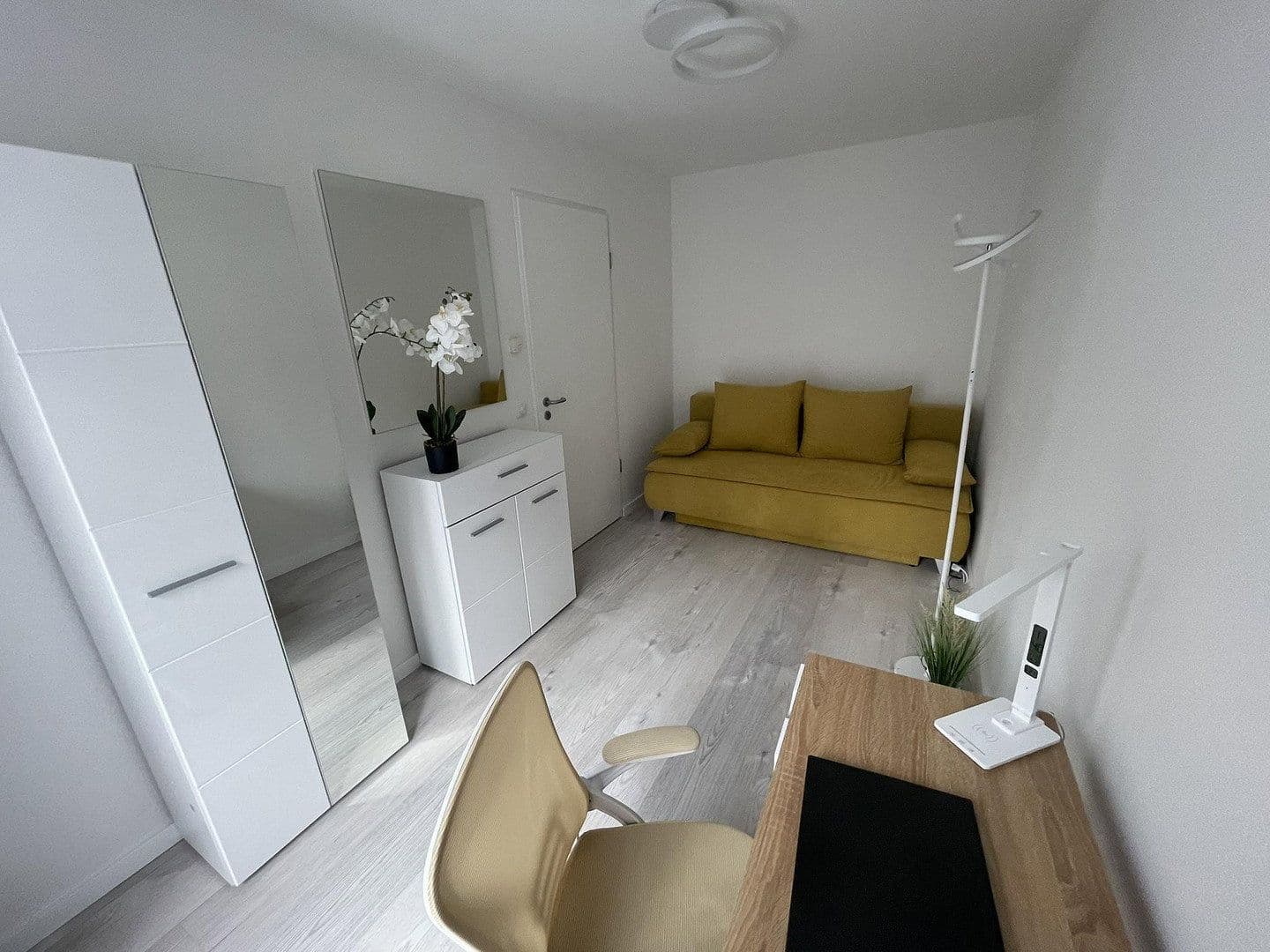 Pronájem bytu 3+1 71 m², Kleine Alexanderstraße 7, Berlin, Berlín Pronájem bytu 3+1 71 m², Kleine Alexanderstraße 7, Berlin, Berlín
