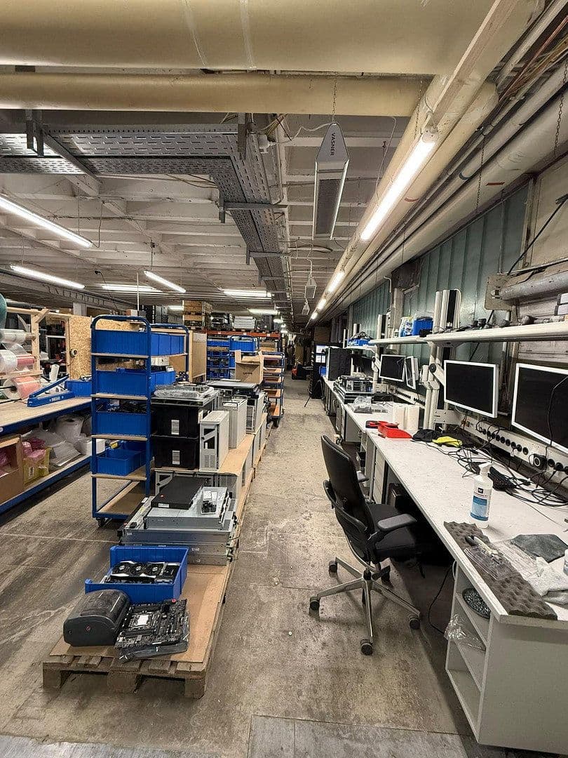 Pronájem nebytového prostoru 980 m², Brendelweg 168, Delmenhorst, Dolní Sasko Pronájem nebytového prostoru 980 m², Brendelweg 168, Delmenhorst, Dolní Sasko