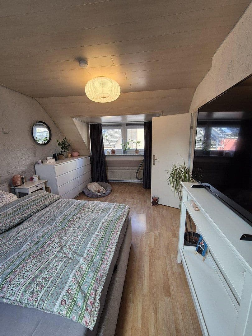 Pronájem domu 75 m², pozemek 110 m², Frechen, Severní Porýní-Vestfálsko Pronájem domu 75 m², pozemek 110 m², Frechen, Severní Porýní-Vestfálsko