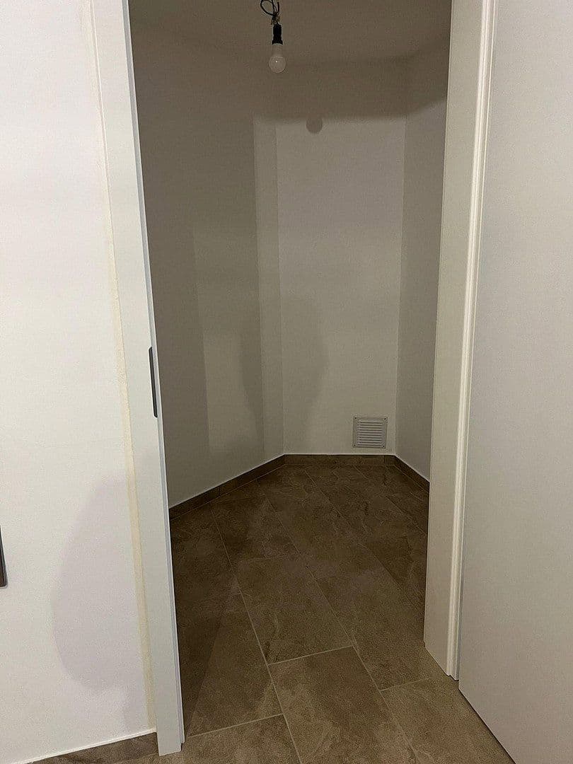 Pronájem bytu 1+1 57 m², Bergseestrasse 43, Bad Säckingen, Bádensko-Württembersko Pronájem bytu 1+1 57 m², Bergseestrasse 43, Bad Säckingen, Bádensko-Württembersko