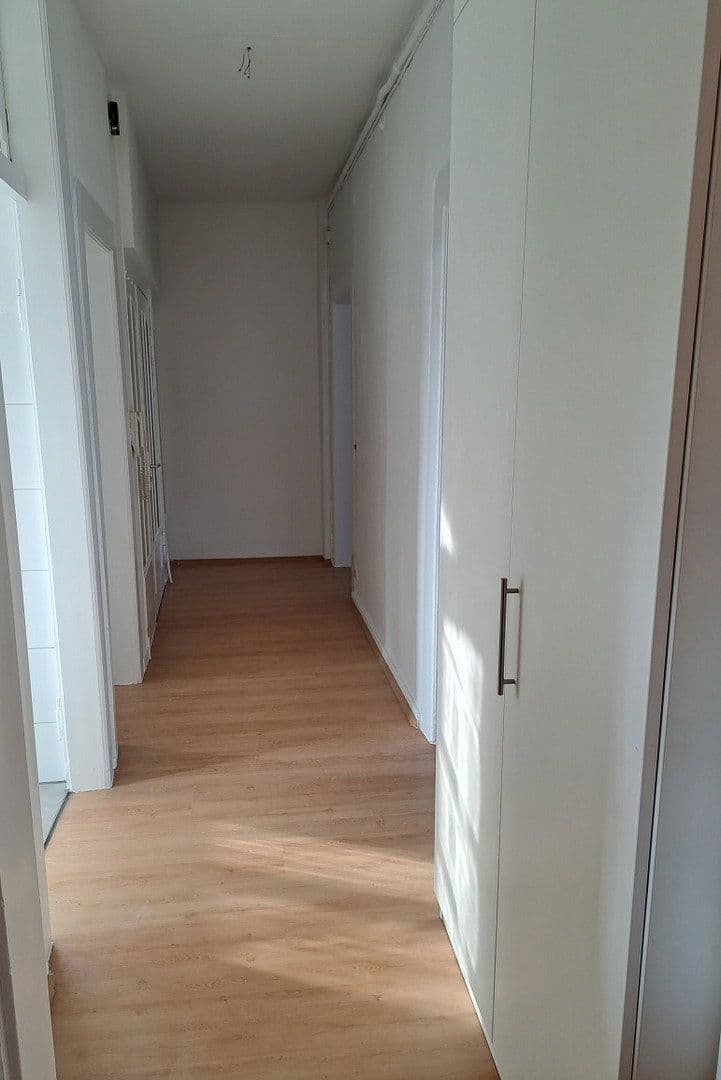 Pronájem bytu 3+1 73 m², Erlanger Str. 22, Fürth, Bavorsko Pronájem bytu 3+1 73 m², Erlanger Str. 22, Fürth, Bavorsko