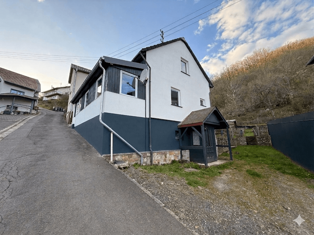 Prodej domu 116 m², pozemek 1.025 m², Sulzbach, Porýní-Falc Prodej domu 116 m², pozemek 1.025 m², Sulzbach, Porýní-Falc