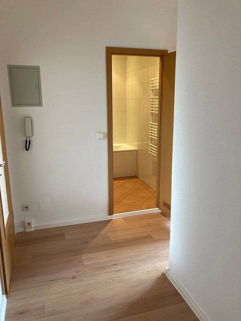Pronájem bytu 3+1 71 m², Kurt Schneider Str. 22, Chemnitz, Sasko Pronájem bytu 3+1 71 m², Kurt Schneider Str. 22, Chemnitz, Sasko