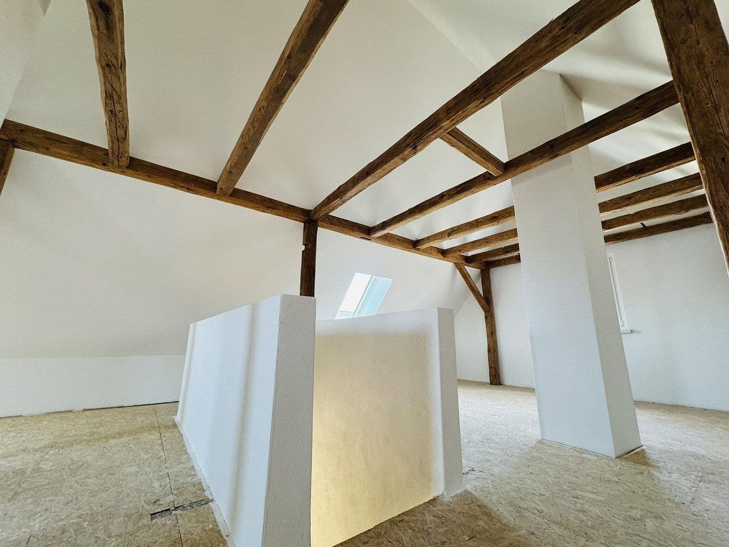 Prodej domu 180 m², pozemek 357 m², Bechhofen, Bavorsko Prodej domu 180 m², pozemek 357 m², Bechhofen, Bavorsko