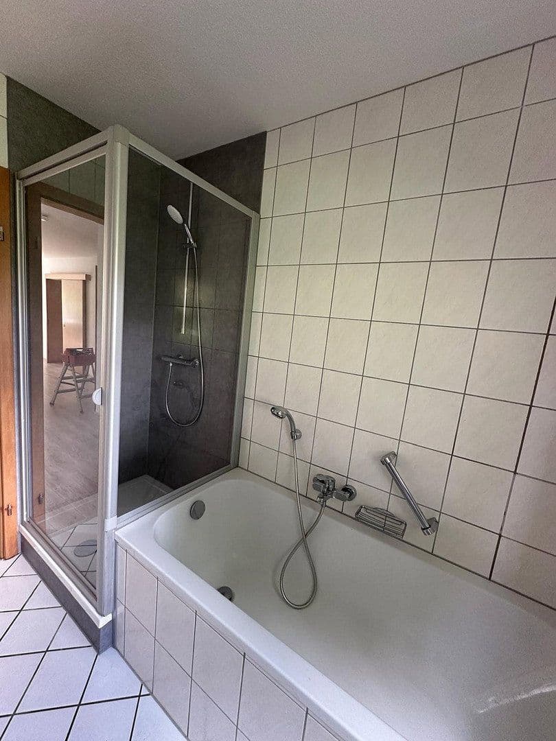 Pronájem bytu 2+1 60 m², Feldstr. 1c, Gerstungen, Durynsko Pronájem bytu 2+1 60 m², Feldstr. 1c, Gerstungen, Durynsko
