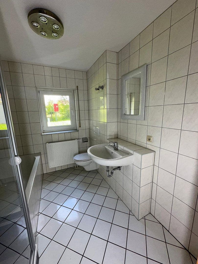 Pronájem bytu 2+1 60 m², Feldstr. 1c, Gerstungen, Durynsko Pronájem bytu 2+1 60 m², Feldstr. 1c, Gerstungen, Durynsko