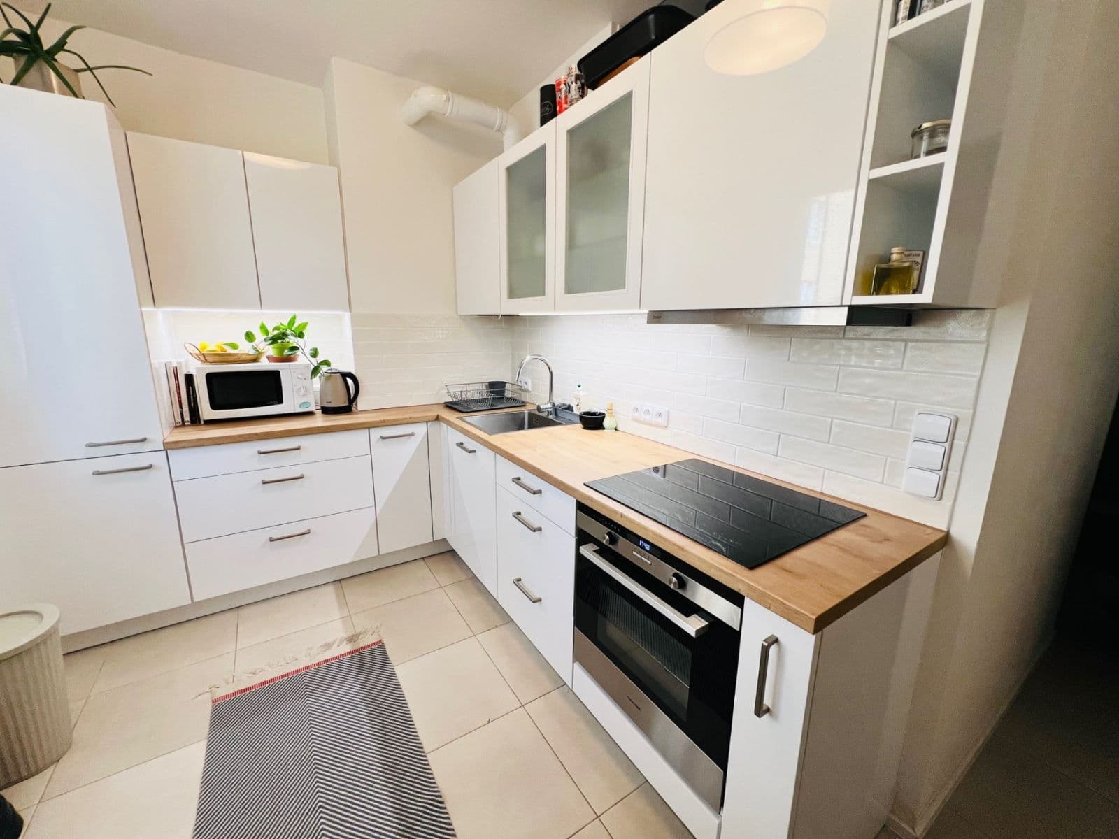 Pronájem bytu 2+1 51 m², Na Královkách, Kuřim, Jihomoravský kraj Pronájem bytu 2+1 51 m², Na Královkách, Kuřim, Jihomoravský kraj