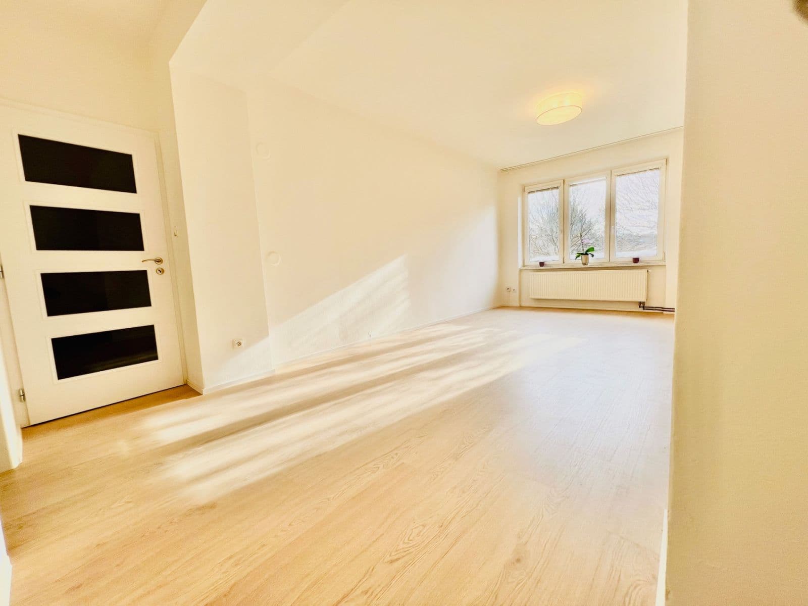 Pronájem bytu 2+1 51 m², Na Královkách, Kuřim, Jihomoravský kraj Pronájem bytu 2+1 51 m², Na Královkách, Kuřim, Jihomoravský kraj