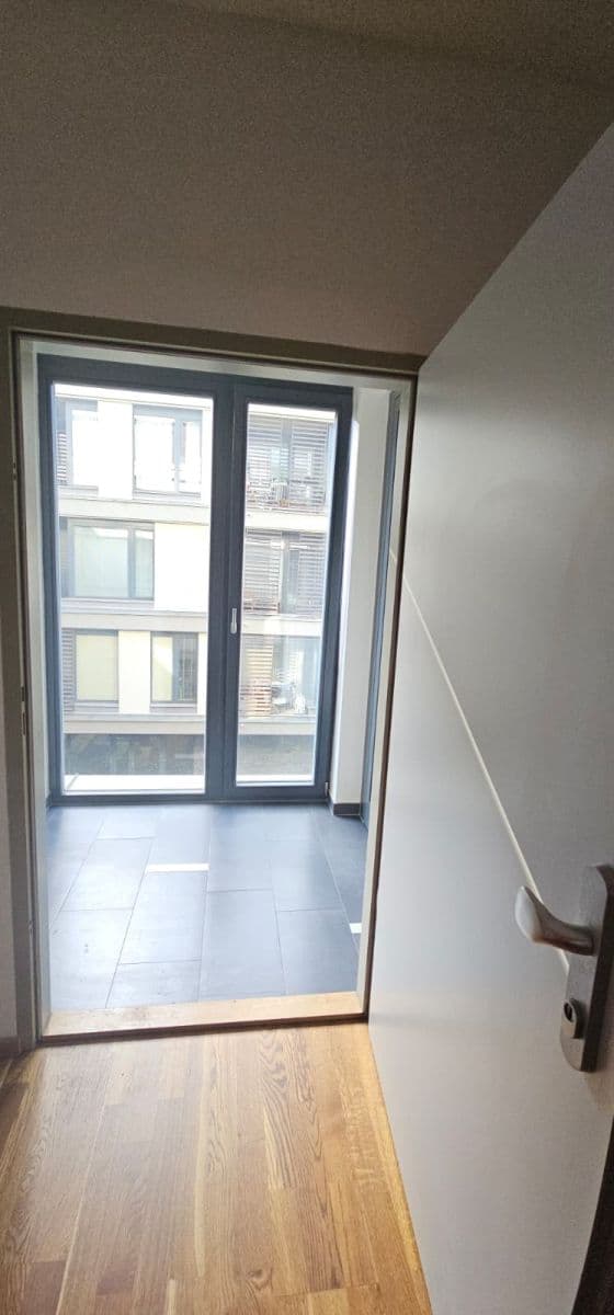 Pronájem bytu 2+kk 63 m², Žitenická, Praha, Praha Pronájem bytu 2+kk 63 m², Žitenická, Praha, Praha