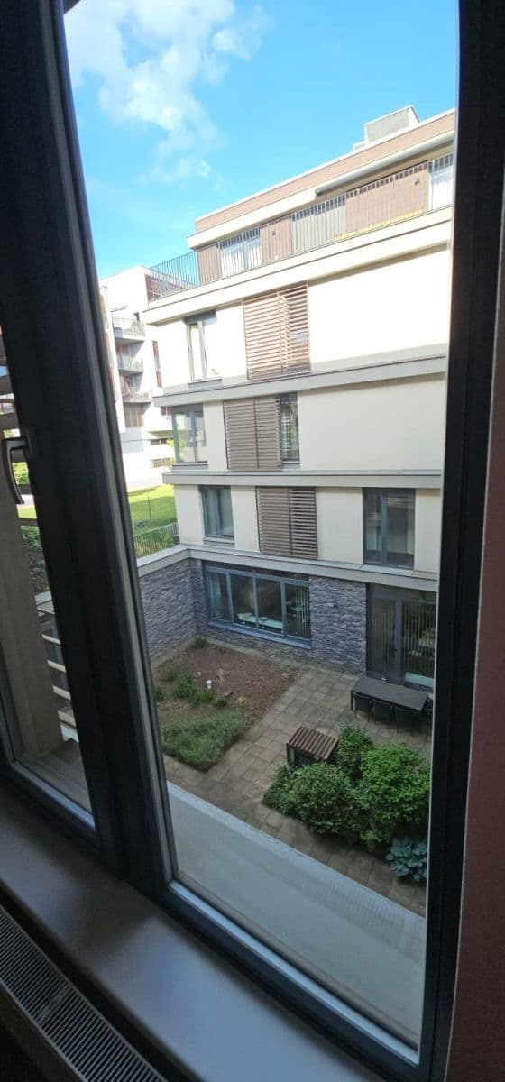 Pronájem bytu 2+kk 63 m², Žitenická, Praha, Praha Pronájem bytu 2+kk 63 m², Žitenická, Praha, Praha