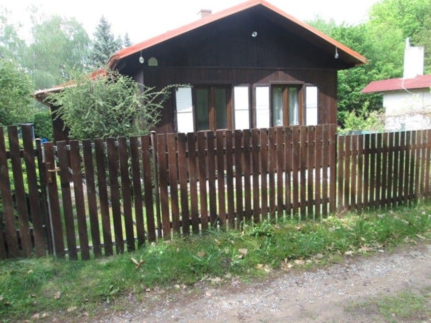 Prodej chaty, chalupy 47 m², pozemek 423 m², Přelouč, Pardubický kraj Prodej chaty, chalupy 47 m², pozemek 423 m², Přelouč, Pardubický kraj