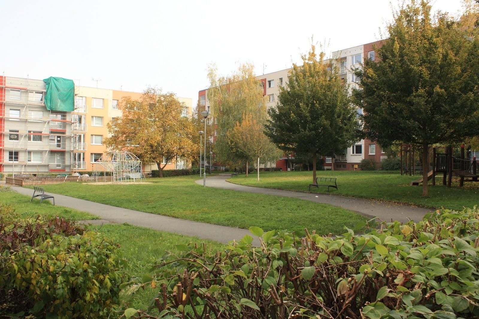 Pronájem bytu 4+1 82 m², Polabská, Praha, Praha Pronájem bytu 4+1 82 m², Polabská, Praha, Praha