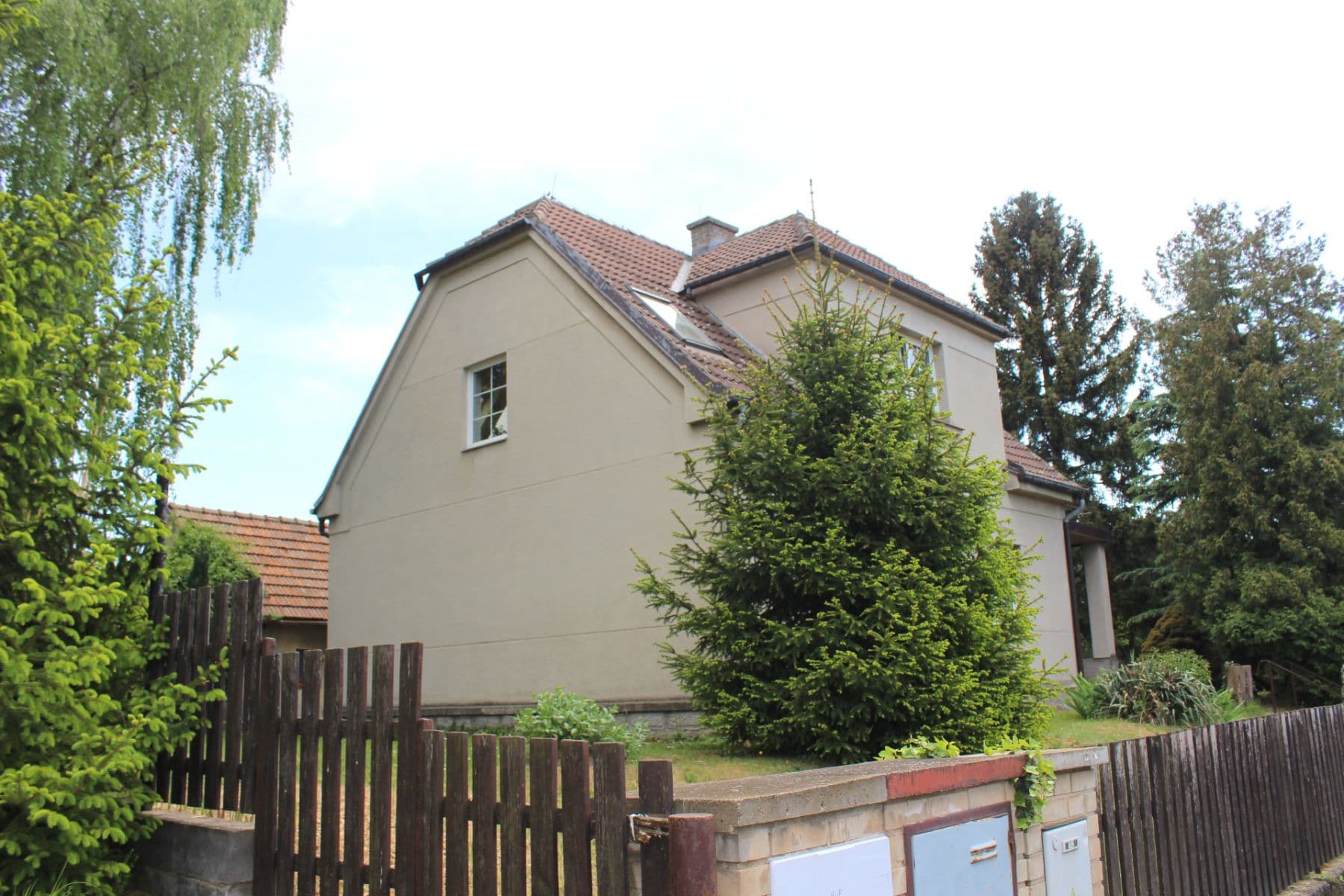 Prodej domu 135 m², pozemek 1.914 m², Veleňská, Přezletice, Středočeský kraj Prodej domu 135 m², pozemek 1.914 m², Veleňská, Přezletice, Středočeský kraj