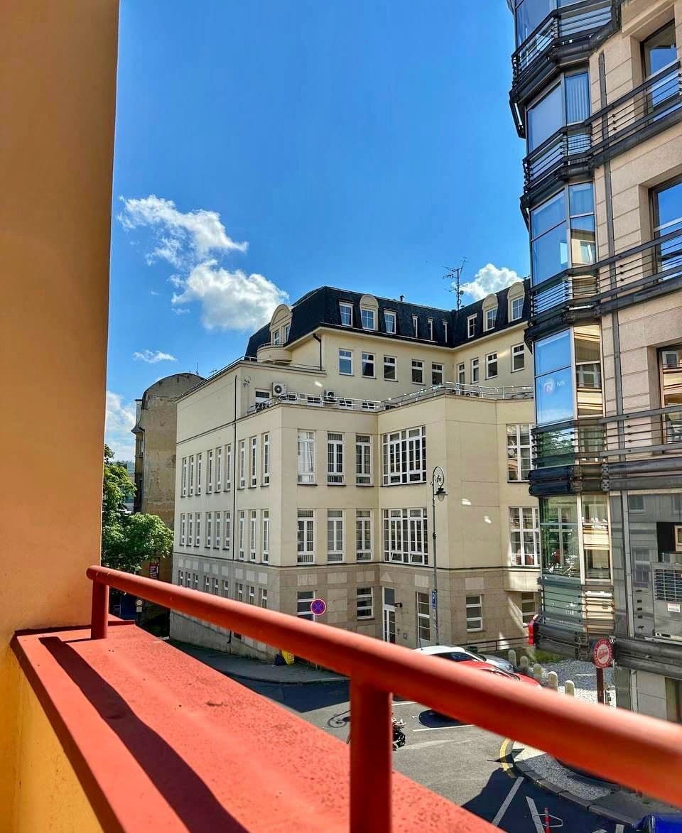 Pronájem bytu 3+1 90 m², Bulharská, Karlovy Vary, Karlovarský kraj Pronájem bytu 3+1 90 m², Bulharská, Karlovy Vary, Karlovarský kraj