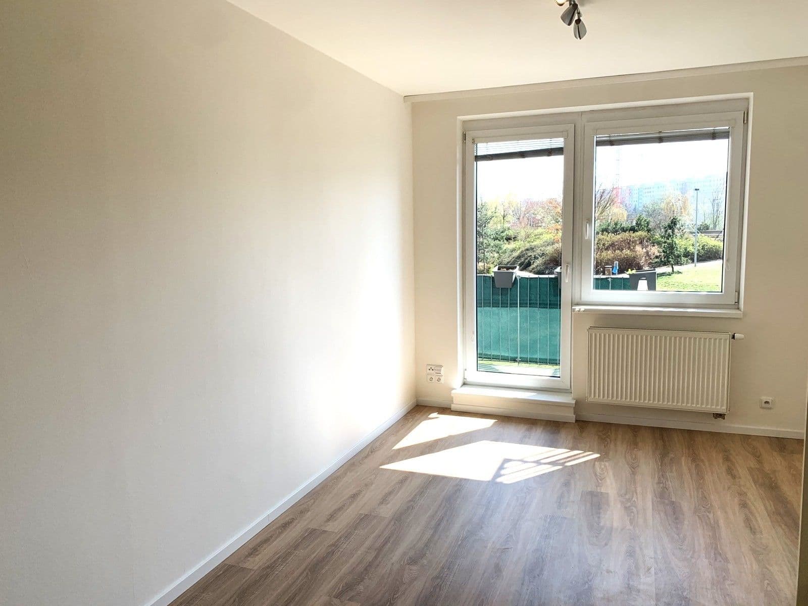 Prodej bytu 1+kk 30 m², Zakšínská, Praha, Praha Prodej bytu 1+kk 30 m², Zakšínská, Praha, Praha