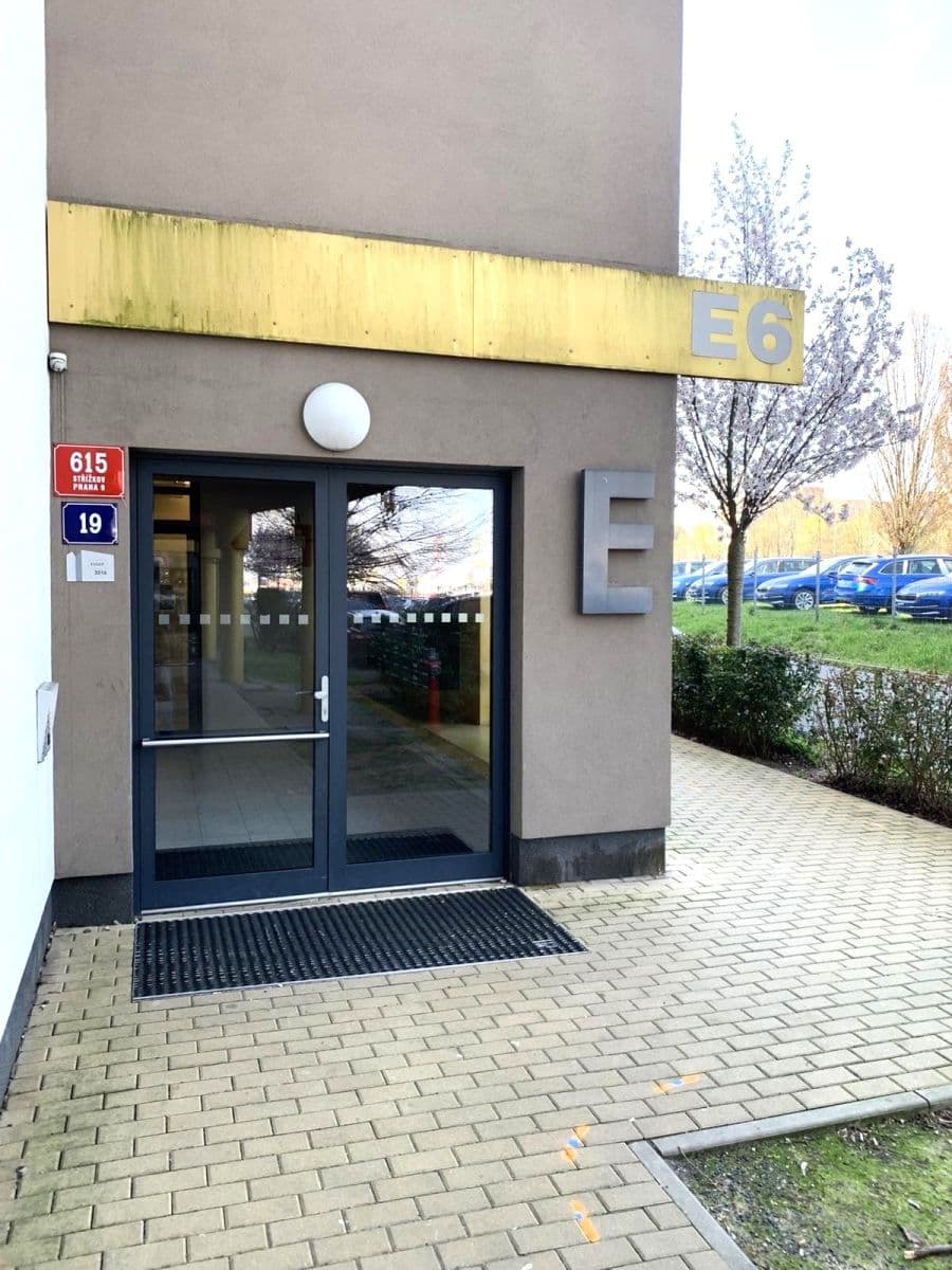 Prodej bytu 1+kk 30 m², Zakšínská, Praha, Praha Prodej bytu 1+kk 30 m², Zakšínská, Praha, Praha