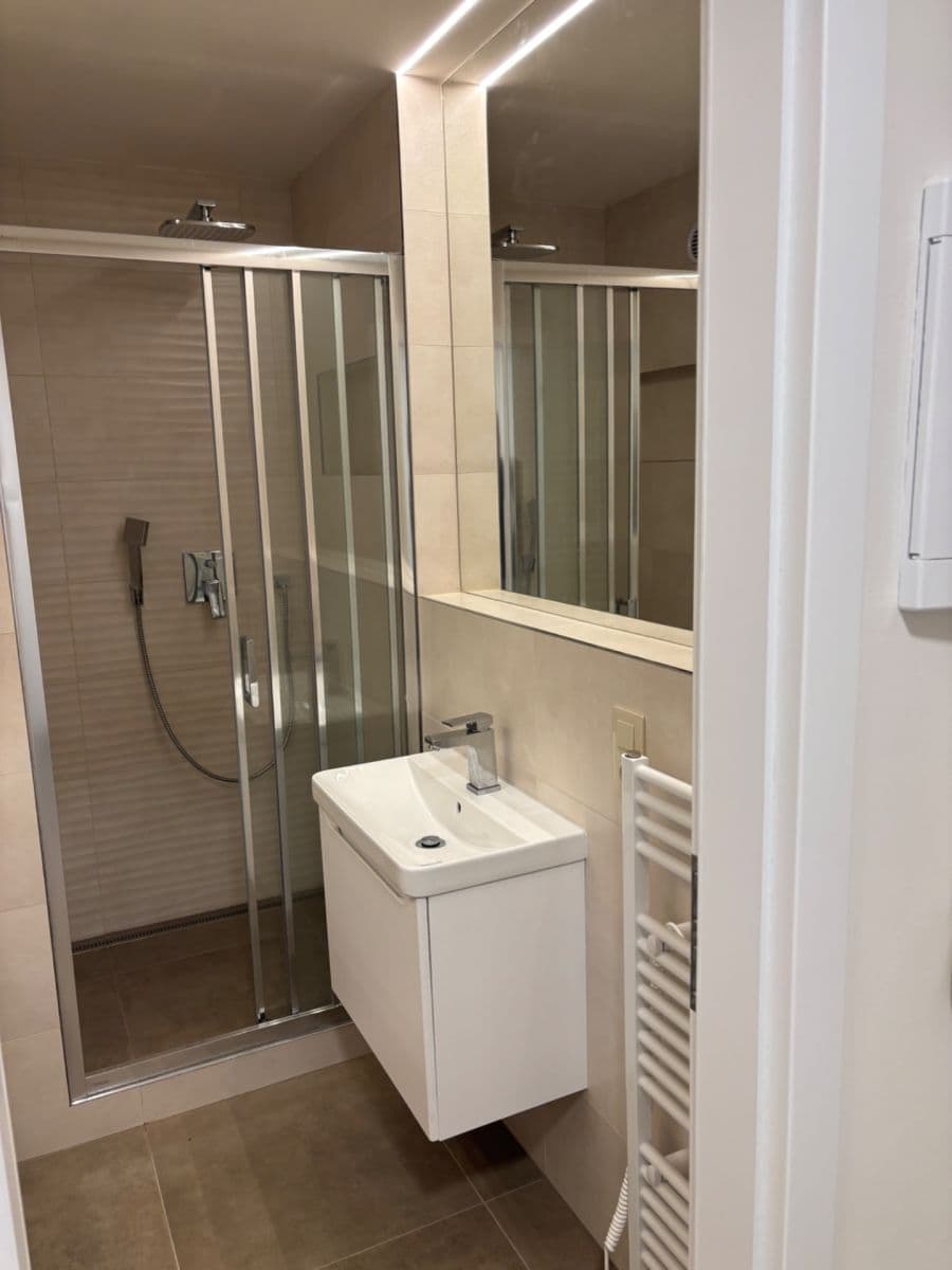 Pronájem bytu 1+kk 26 m², Imrychova, Praha, Praha Pronájem bytu 1+kk 26 m², Imrychova, Praha, Praha