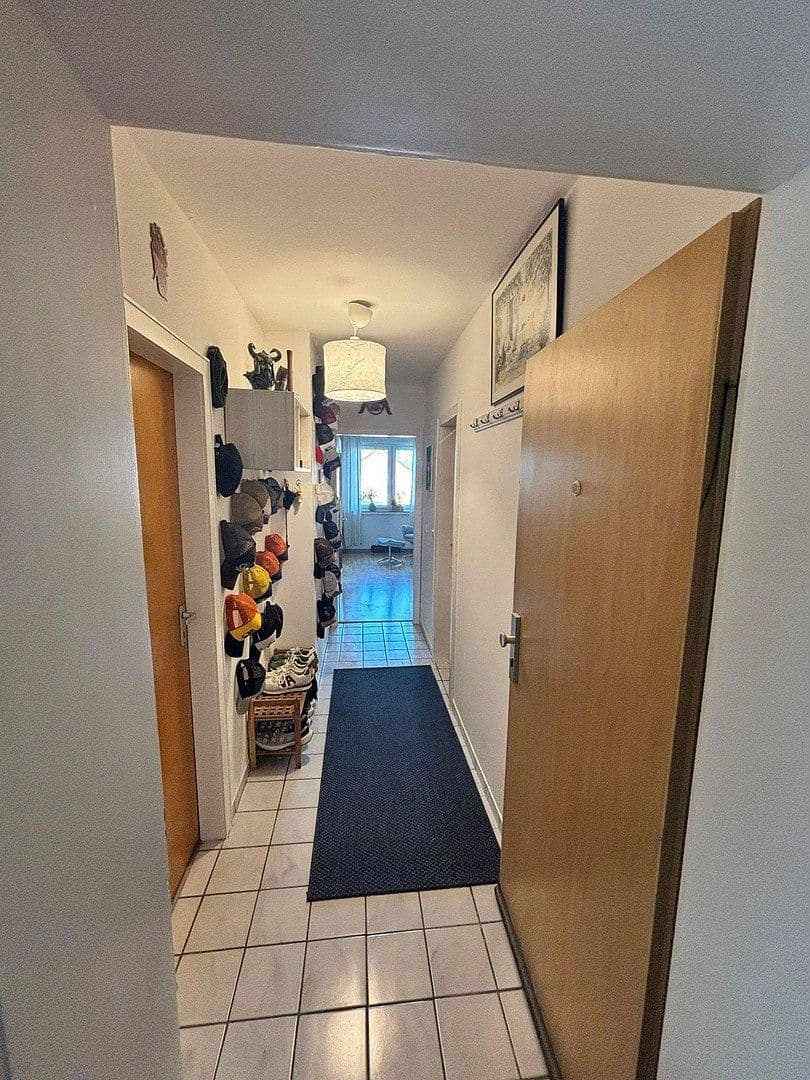 Pronájem bytu 2+1 44 m², Heidestr. 172, Köln, Severní Porýní-Vestfálsko Pronájem bytu 2+1 44 m², Heidestr. 172, Köln, Severní Porýní-Vestfálsko