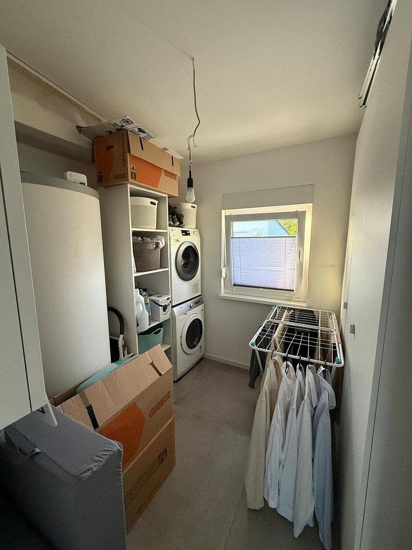 Prodej domu 152 m², pozemek 264 m², Nieder-Olm, Porýní-Falc Prodej domu 152 m², pozemek 264 m², Nieder-Olm, Porýní-Falc