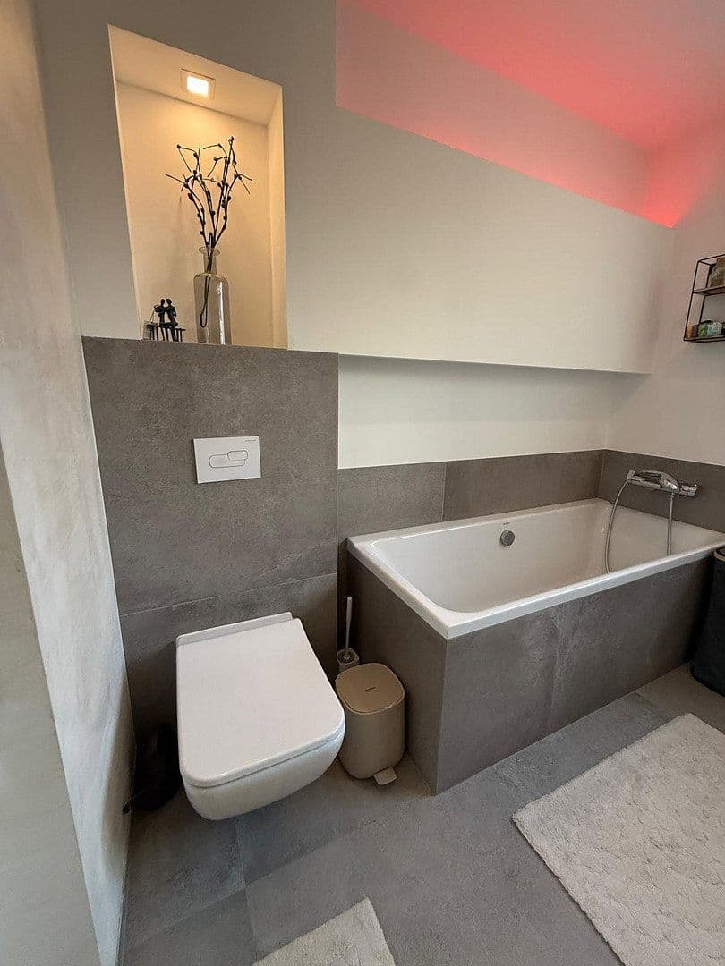 Prodej domu 152 m², pozemek 264 m², Nieder-Olm, Porýní-Falc Prodej domu 152 m², pozemek 264 m², Nieder-Olm, Porýní-Falc