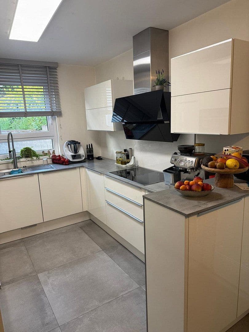 Prodej domu 152 m², pozemek 264 m², Nieder-Olm, Porýní-Falc Prodej domu 152 m², pozemek 264 m², Nieder-Olm, Porýní-Falc