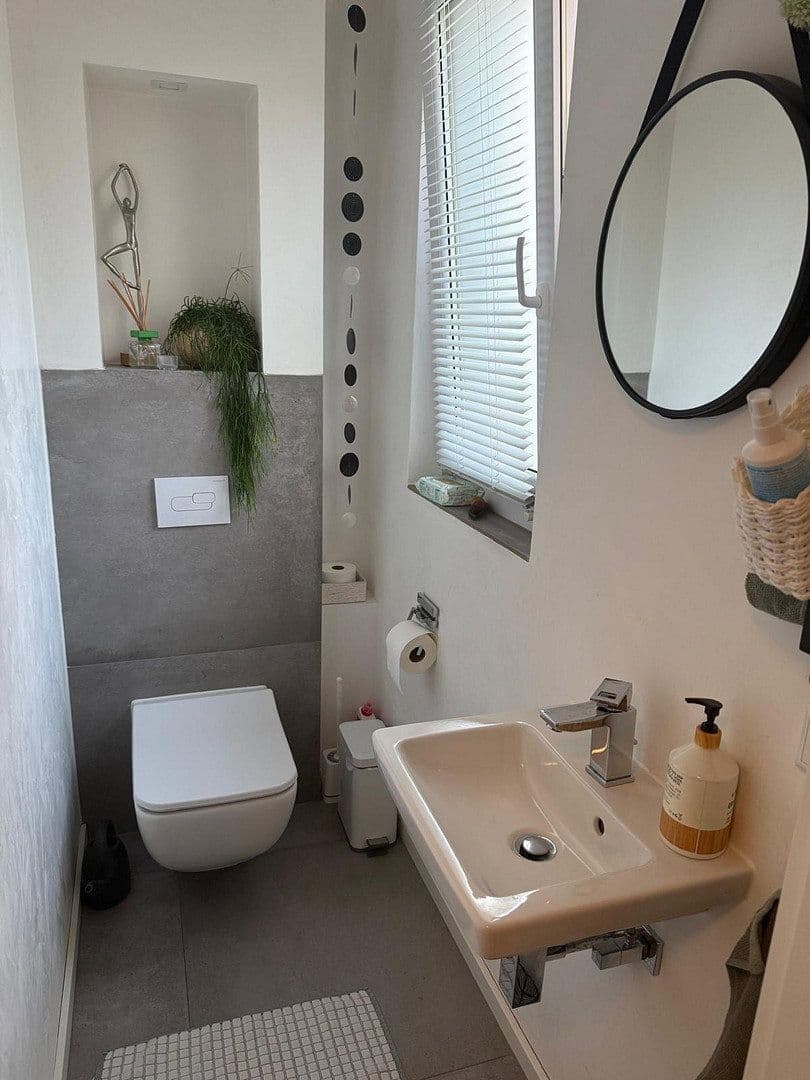 Prodej domu 152 m², pozemek 264 m², Nieder-Olm, Porýní-Falc Prodej domu 152 m², pozemek 264 m², Nieder-Olm, Porýní-Falc