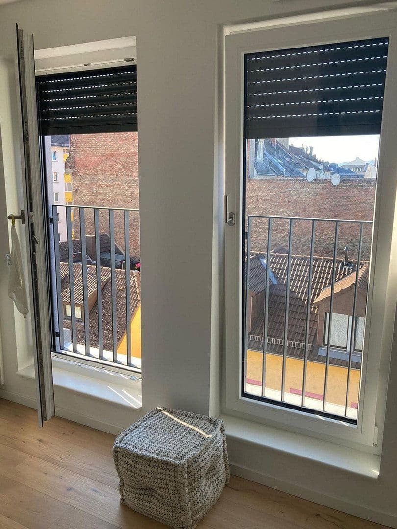 Pronájem bytu 1+1 34 m², Düsseldorf, Severní Porýní-Vestfálsko Pronájem bytu 1+1 34 m², Düsseldorf, Severní Porýní-Vestfálsko