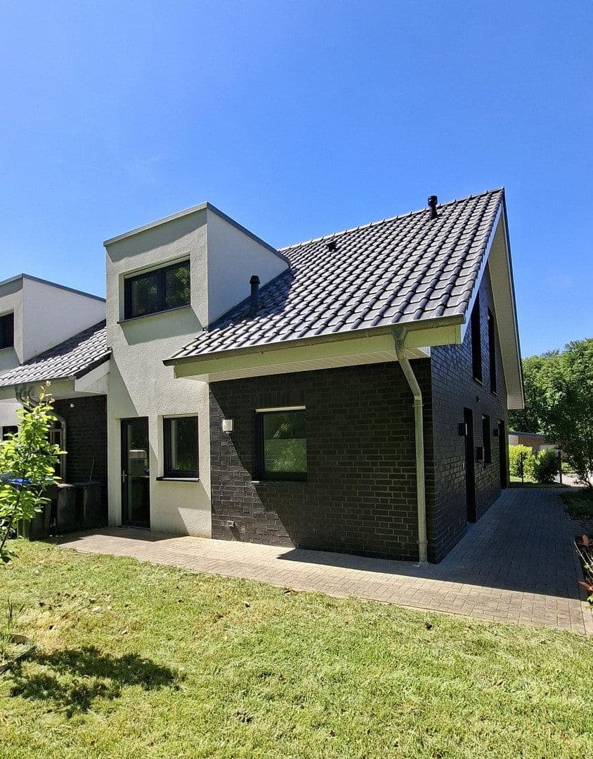 Prodej domu 125 m², pozemek 544 m², Ibbenbüren, Severní Porýní-Vestfálsko Prodej domu 125 m², pozemek 544 m², Ibbenbüren, Severní Porýní-Vestfálsko