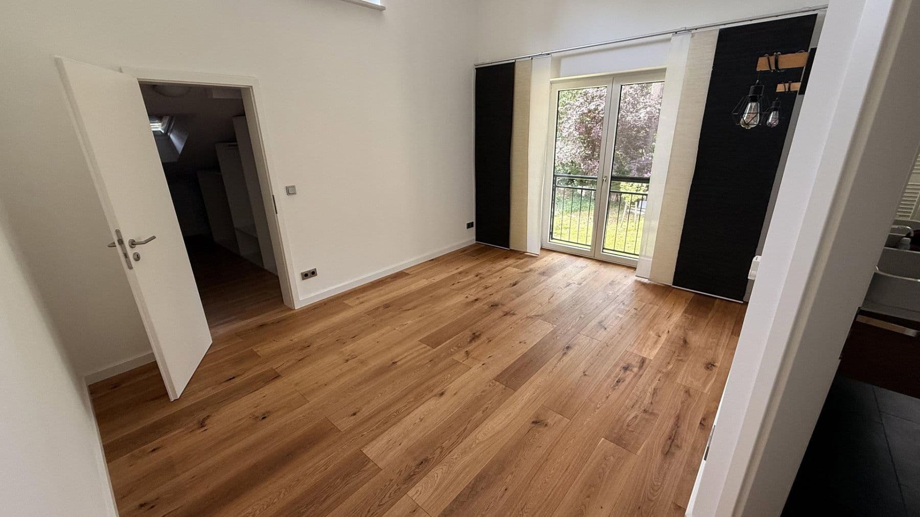 Pronájem domu 200 m², pozemek 1.333 m², Seevetal, Dolní Sasko Pronájem domu 200 m², pozemek 1.333 m², Seevetal, Dolní Sasko