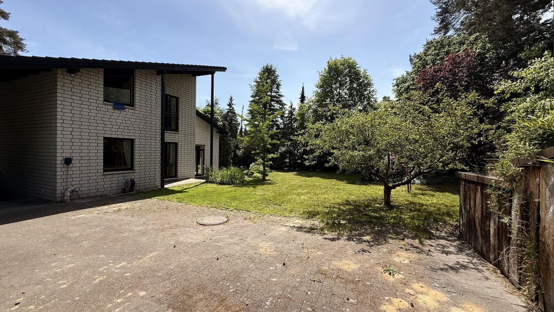 Pronájem domu 200 m², pozemek 1.333 m², Seevetal, Dolní Sasko Pronájem domu 200 m², pozemek 1.333 m², Seevetal, Dolní Sasko