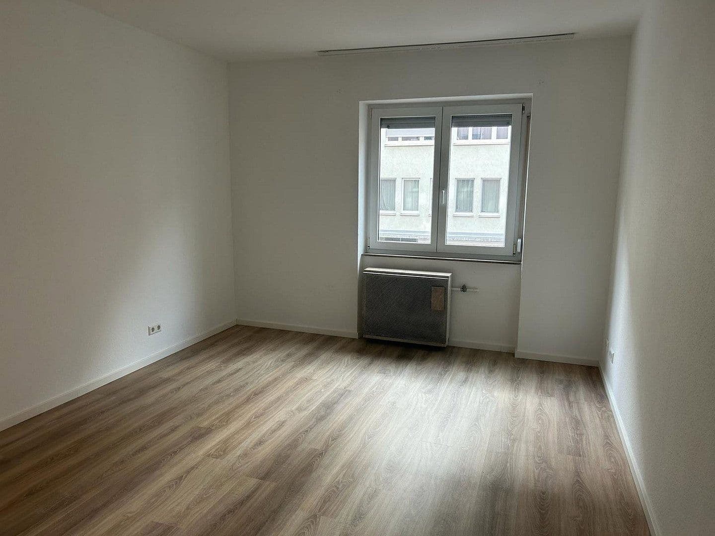 Prodej bytu 3+1 66 m², Liststraße 6, Stuttgart, Bádensko-Württembersko Prodej bytu 3+1 66 m², Liststraße 6, Stuttgart, Bádensko-Württembersko