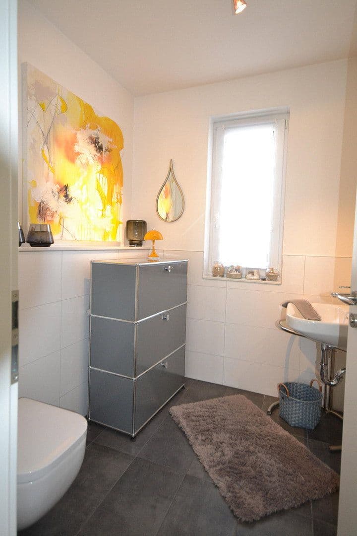 Prodej bytu 2+1 120 m², Hannoversche Straße 33 G, Hannover, Dolní Sasko Prodej bytu 2+1 120 m², Hannoversche Straße 33 G, Hannover, Dolní Sasko