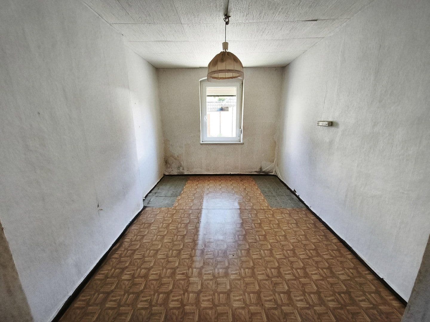 Prodej domu 179 m², pozemek 450 m², Windmühlenweg 10, Muldestausee, Sasko-Anhaltsko Prodej domu 179 m², pozemek 450 m², Windmühlenweg 10, Muldestausee, Sasko-Anhaltsko