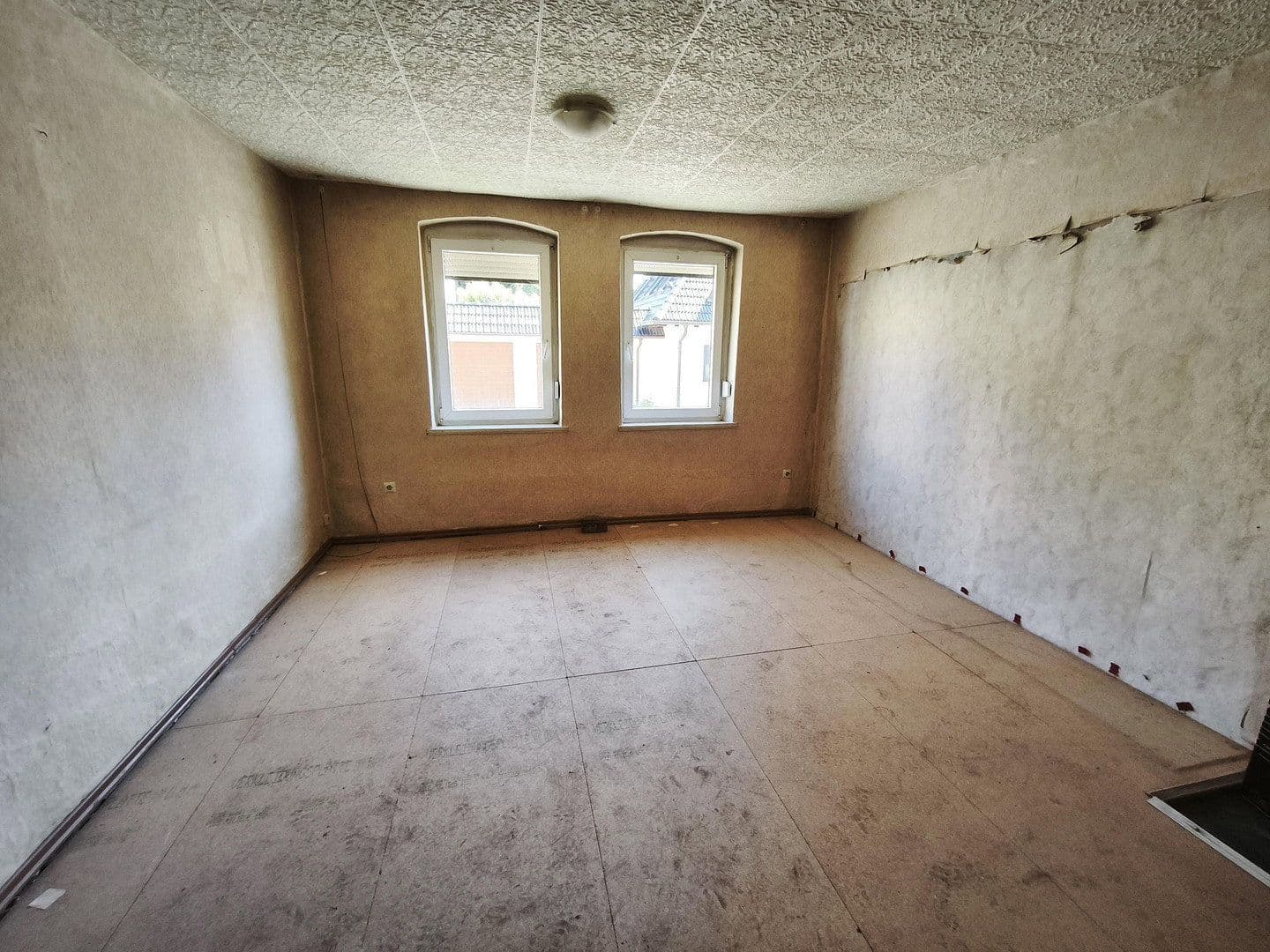 Prodej domu 179 m², pozemek 450 m², Windmühlenweg 10, Muldestausee, Sasko-Anhaltsko Prodej domu 179 m², pozemek 450 m², Windmühlenweg 10, Muldestausee, Sasko-Anhaltsko
