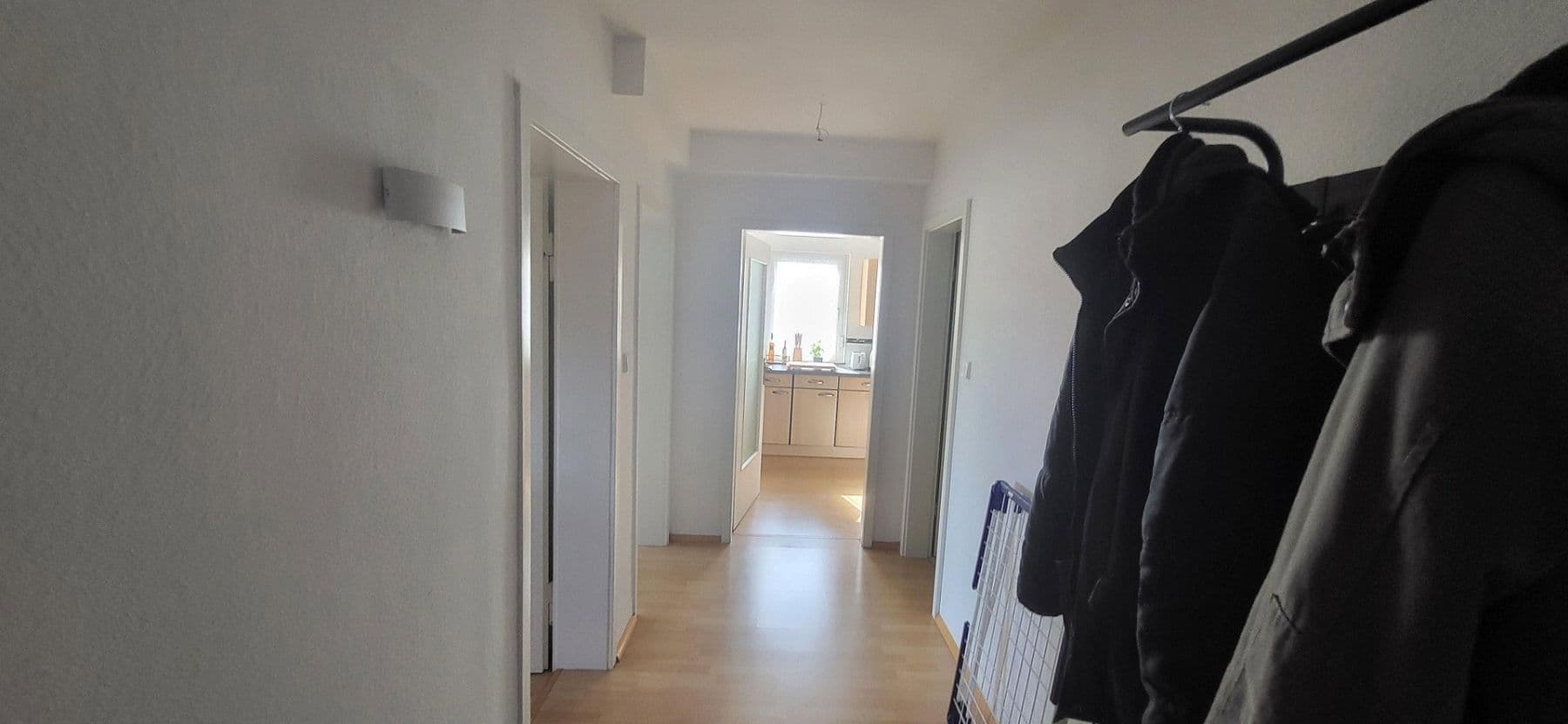 Pronájem bytu 2+1 63 m², Oberer Wingertweg 8, Pforzheim, Bádensko-Württembersko Pronájem bytu 2+1 63 m², Oberer Wingertweg 8, Pforzheim, Bádensko-Württembersko