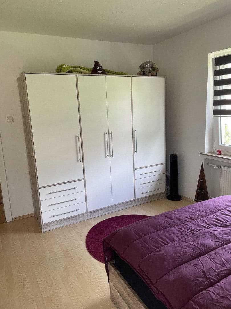 Pronájem bytu 4+1 90 m², Schieder-Schwalenberg, Severní Porýní-Vestfálsko Pronájem bytu 4+1 90 m², Schieder-Schwalenberg, Severní Porýní-Vestfálsko