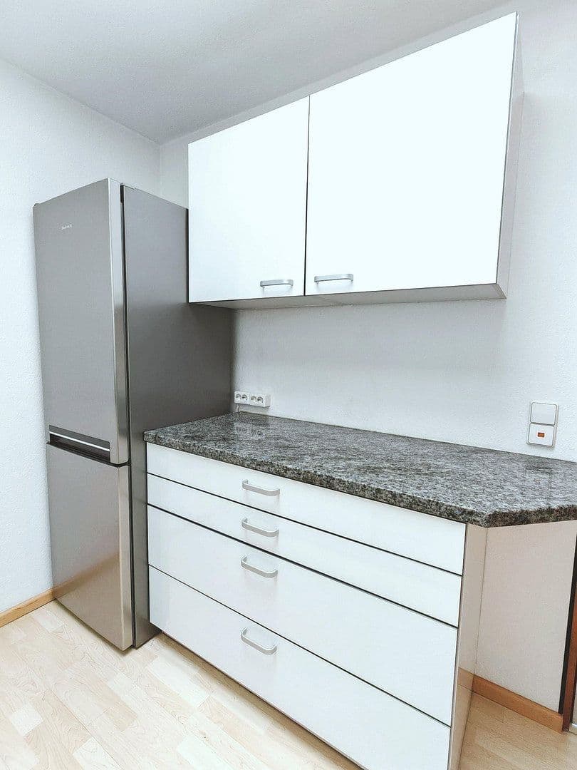 Prodej bytu 3+1 90 m², Tannenweg, Winnenden, Bádensko-Württembersko Prodej bytu 3+1 90 m², Tannenweg, Winnenden, Bádensko-Württembersko