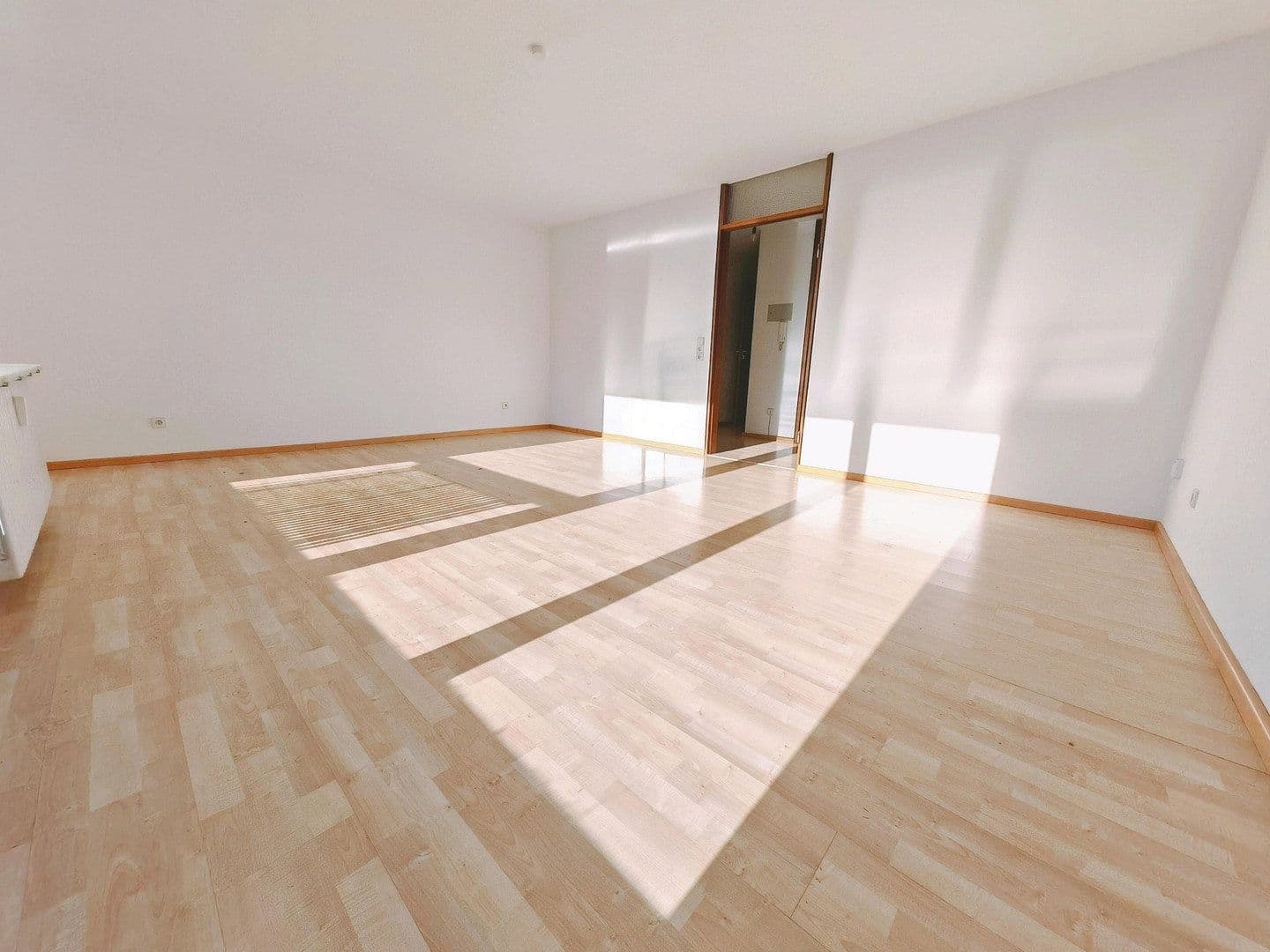 Prodej bytu 3+1 90 m², Tannenweg, Winnenden, Bádensko-Württembersko Prodej bytu 3+1 90 m², Tannenweg, Winnenden, Bádensko-Württembersko