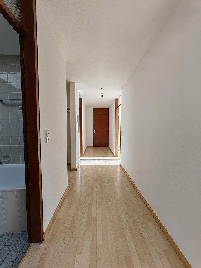 Prodej bytu 3+1 90 m², Tannenweg, Winnenden, Bádensko-Württembersko Prodej bytu 3+1 90 m², Tannenweg, Winnenden, Bádensko-Württembersko