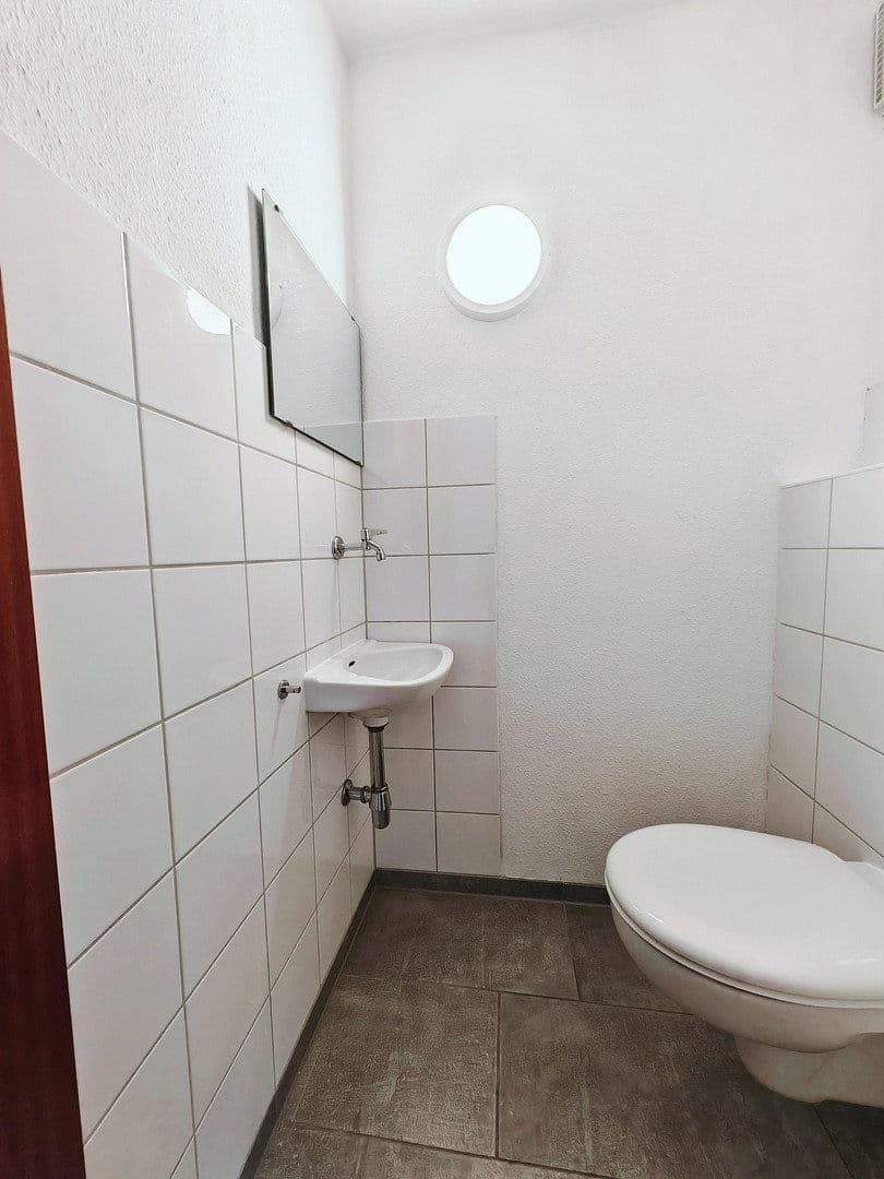 Prodej bytu 3+1 90 m², Tannenweg, Winnenden, Bádensko-Württembersko Prodej bytu 3+1 90 m², Tannenweg, Winnenden, Bádensko-Württembersko