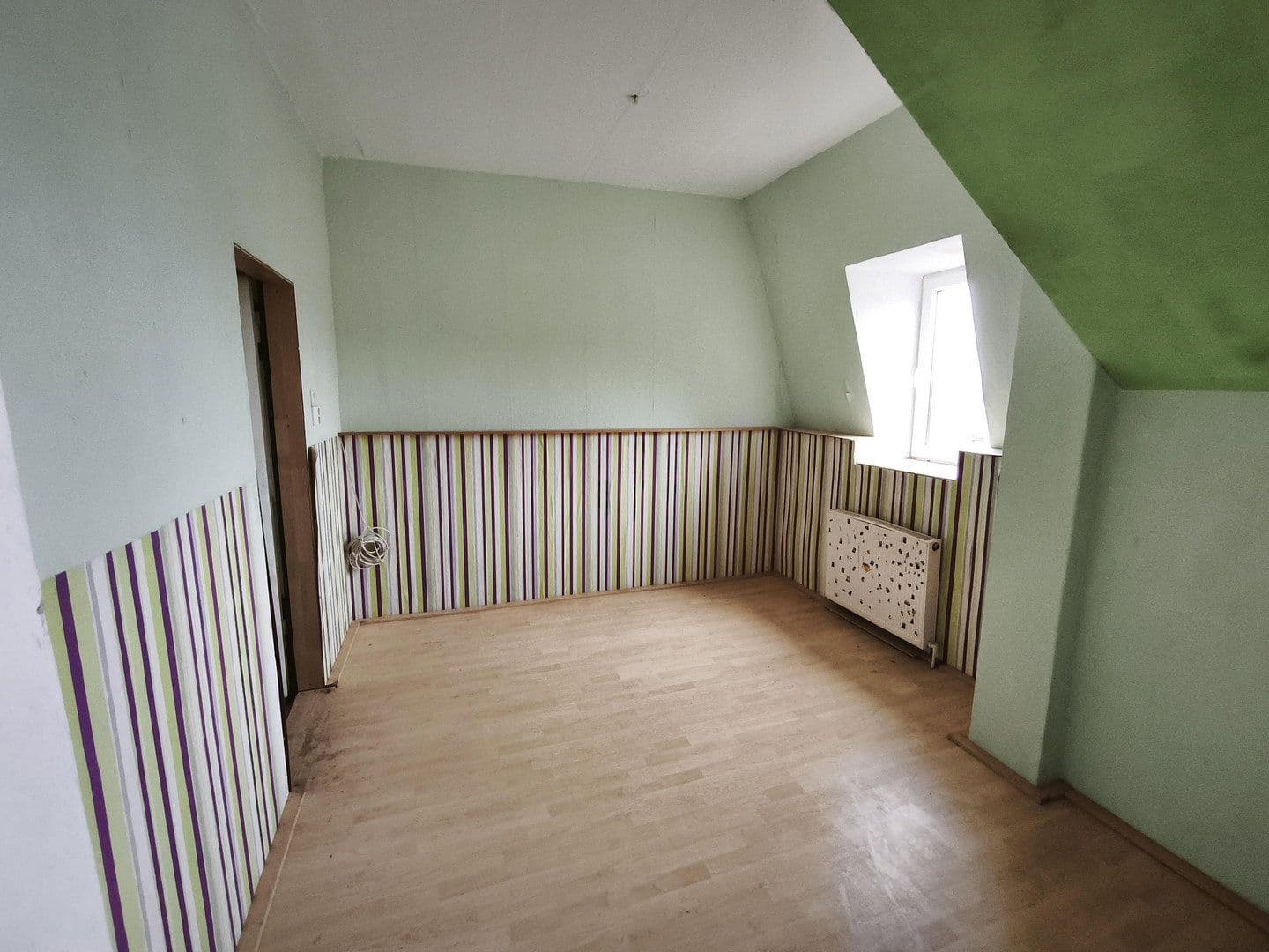 Prodej domu 167 m², pozemek 801 m², Gnetsch 5, Bernburg, Sasko-Anhaltsko Prodej domu 167 m², pozemek 801 m², Gnetsch 5, Bernburg, Sasko-Anhaltsko
