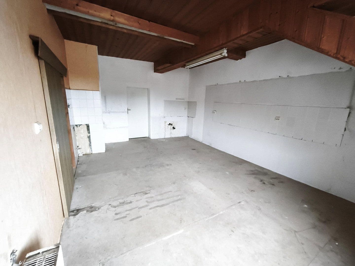 Prodej domu 167 m², pozemek 801 m², Gnetsch 5, Bernburg, Sasko-Anhaltsko Prodej domu 167 m², pozemek 801 m², Gnetsch 5, Bernburg, Sasko-Anhaltsko