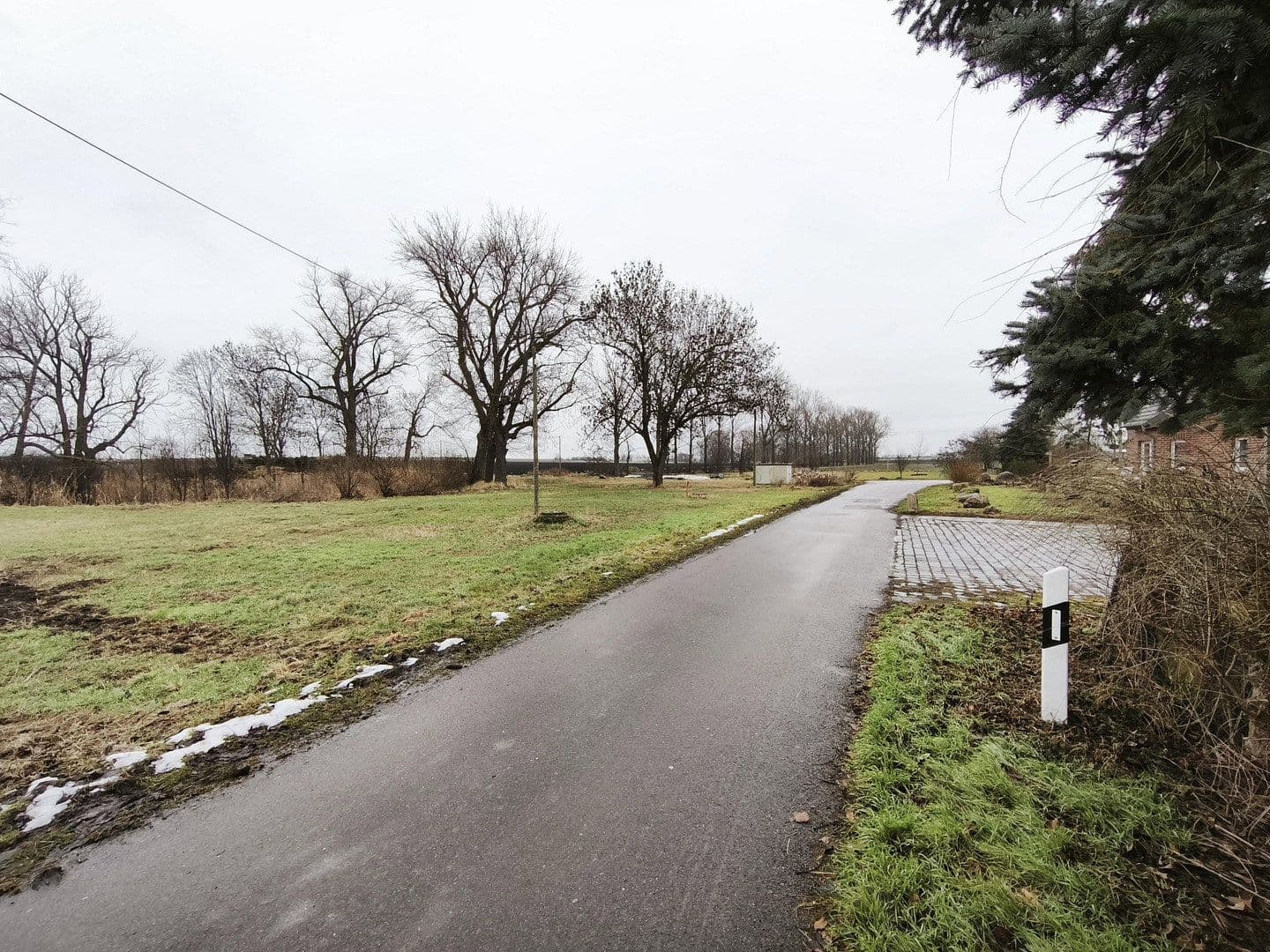Prodej domu 167 m², pozemek 801 m², Gnetsch 5, Bernburg, Sasko-Anhaltsko Prodej domu 167 m², pozemek 801 m², Gnetsch 5, Bernburg, Sasko-Anhaltsko